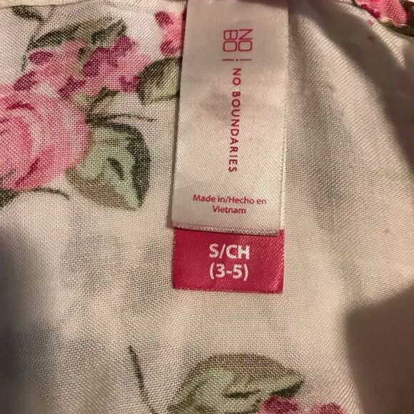 NO Boundaries Woven Caged Back Cami Ivory Flowers - Picture 7 of 7